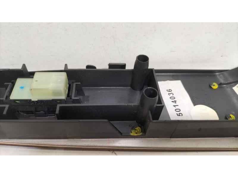 Recambio de mando elevalunas delantero derecho para mercedes-benz clase s (w220) berlina 500 (220.075) referencia OEM IAM 220820