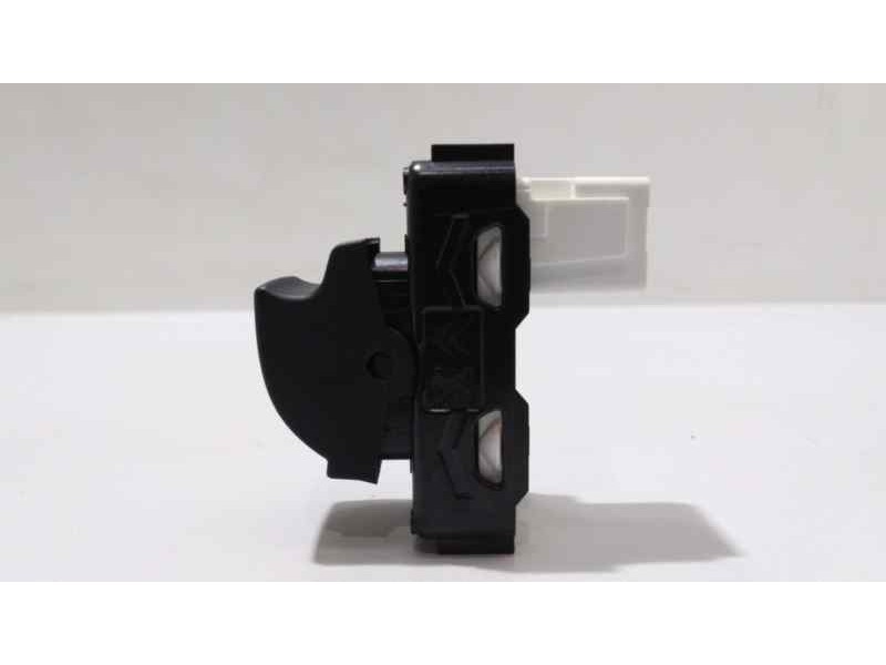 Recambio de mando elevalunas trasero derecho para opel crossland x innovation referencia OEM IAM 13483539 46839 