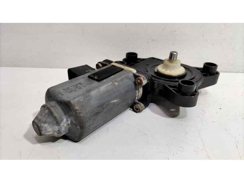 Recambio de motor elevalunas trasero derecho para mercedes-benz clase s (w220) berlina 500 (220.075) referencia OEM IAM A2208200