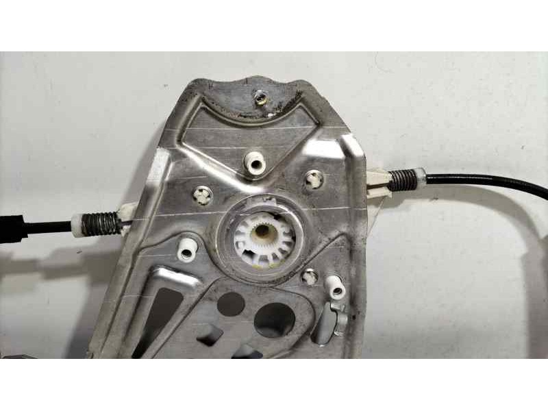 Recambio de elevalunas trasero derecho para mercedes-benz clase s (w220) berlina 500 (220.075) referencia OEM IAM A2207300446 83