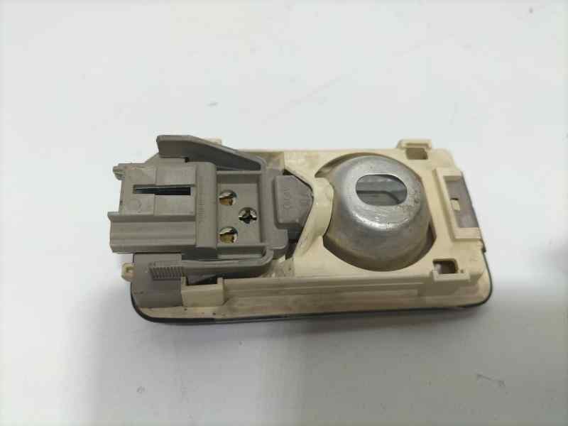 Recambio de luz interior para peugeot 206 berlina xt referencia OEM IAM 9625049077 82197 