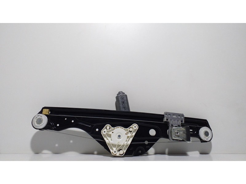 Recambio de elevalunas trasero derecho para mercedes-benz clase e (w211) berlina e 500 4-matic (211.090) referencia OEM IAM A211