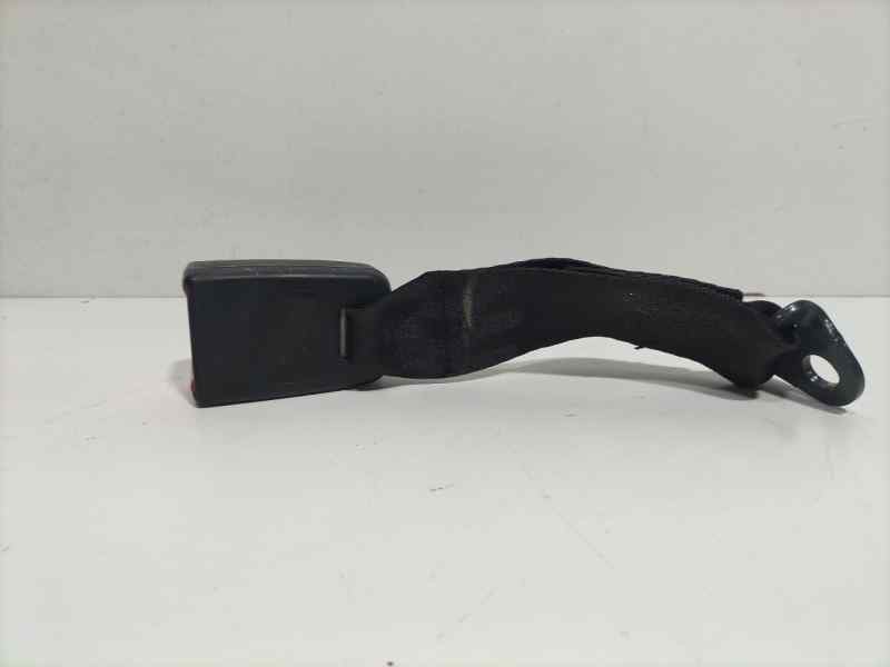 Recambio de cinturon seguridad trasero izquierdo para peugeot 206 berlina xt referencia OEM IAM KFW 82122 