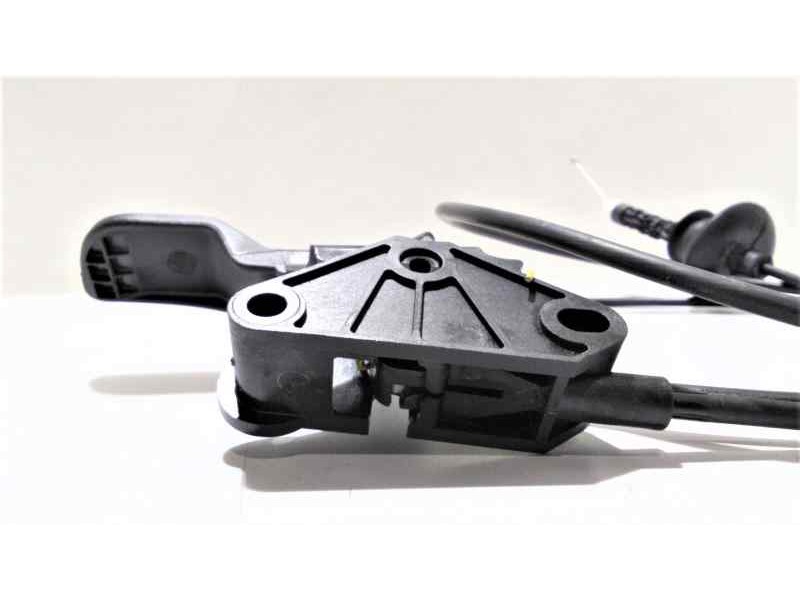 Recambio de capot para opel crossland x design line referencia OEM IAM  46845 