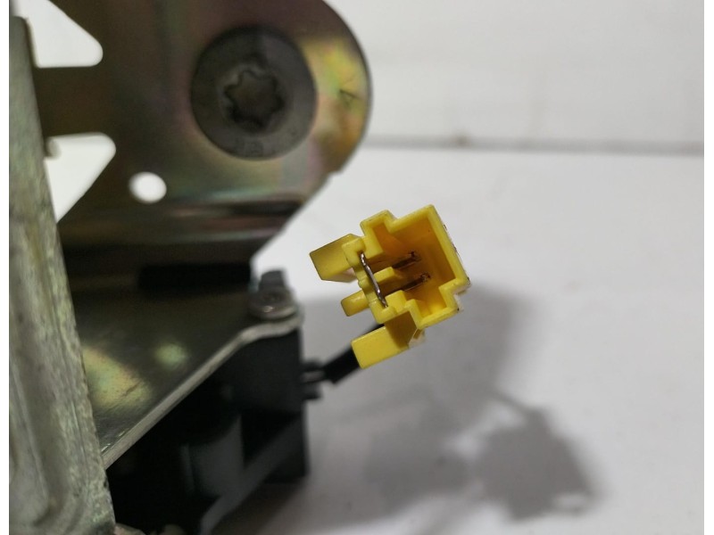 Recambio de cinturon seguridad trasero derecho para mercedes-benz clase r (w251) 320 cdi l (251.122) referencia OEM IAM A2518600