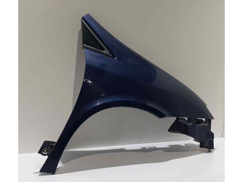 Recambio de aleta delantera derecha para lancia phedra (180) 2.2 jtd 16v emblema referencia OEM IAM 1493182088 43134 