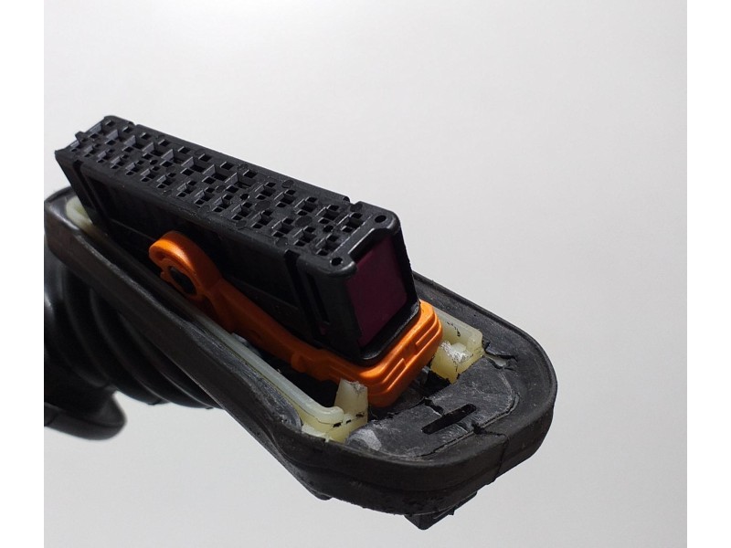 Recambio de puerta trasera derecha para porsche cayenne (typ 92aa) gts referencia OEM IAM 7P5971694C 66361 