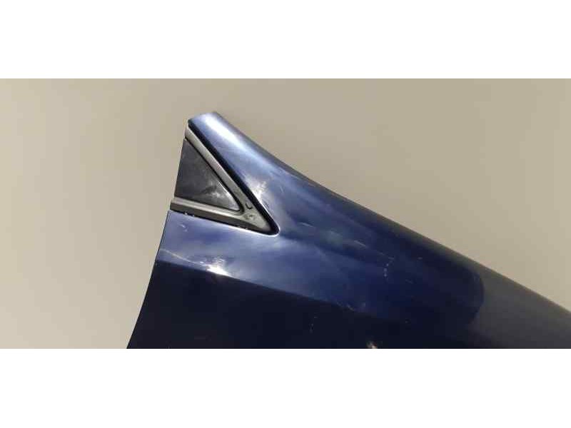 Recambio de aleta delantera derecha para lancia phedra (180) 2.2 jtd 16v emblema referencia OEM IAM 1493182088 43134 