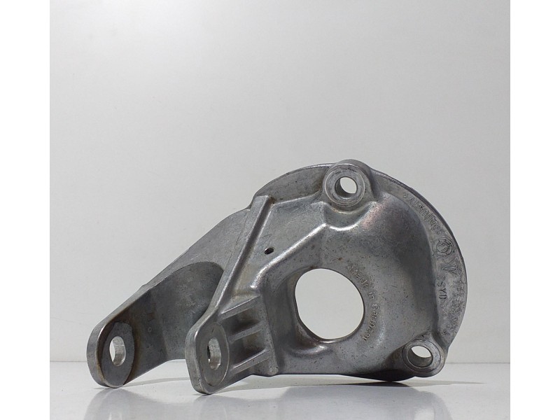 Recambio de soporte motor delantero para porsche cayenne (typ 92aa) gts referencia OEM IAM 7P5199373A 66363 