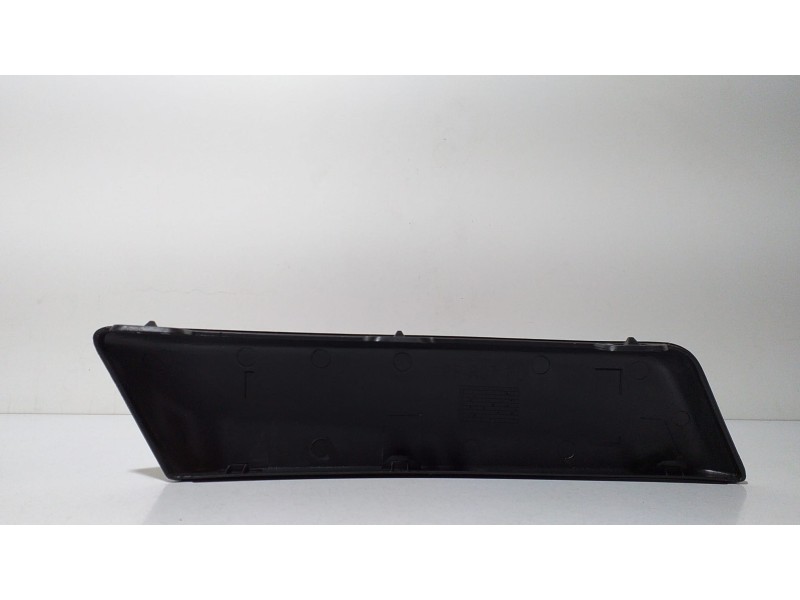 Recambio de molduras delanteras para renault megane iii berlina 5 p dynamique referencia OEM IAM 107198616 68917 