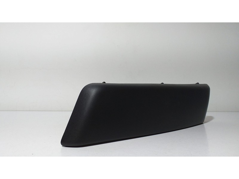 Recambio de molduras delanteras para renault megane iii berlina 5 p dynamique referencia OEM IAM 107198616 68917 