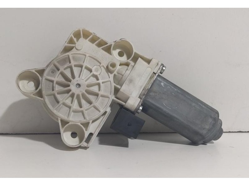 Recambio de motor elevalunas trasero derecho para mercedes-benz clase e (w211) berlina e 220 cdi (211.008) referencia OEM IAM A2