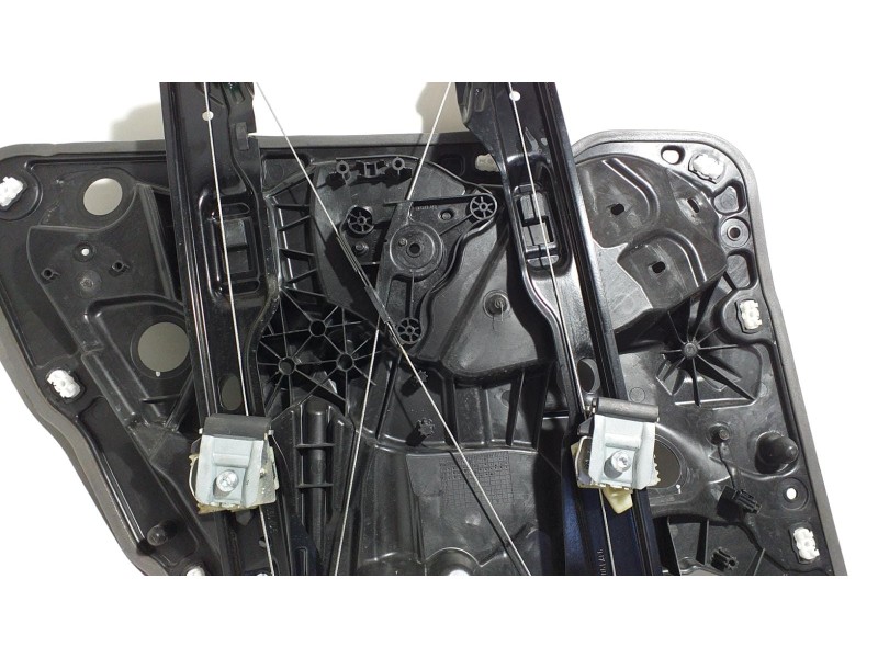 Recambio de elevalunas trasero derecho para porsche cayenne (typ 92aa) gts referencia OEM IAM 7P5839756C 66376 