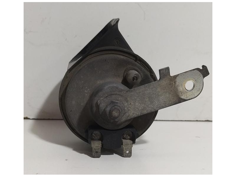 Recambio de claxon para mercedes-benz clase e (w211) berlina e 220 cdi (211.008) referencia OEM IAM 646821 78161 