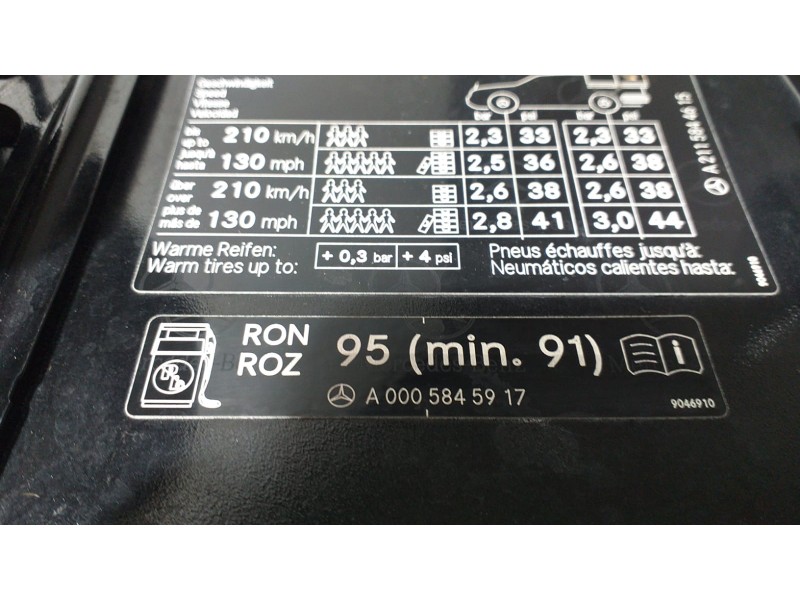 Recambio de tapa exterior combustible para mercedes-benz clase e (w211) berlina e 500 4-matic (211.090) referencia OEM IAM A2117