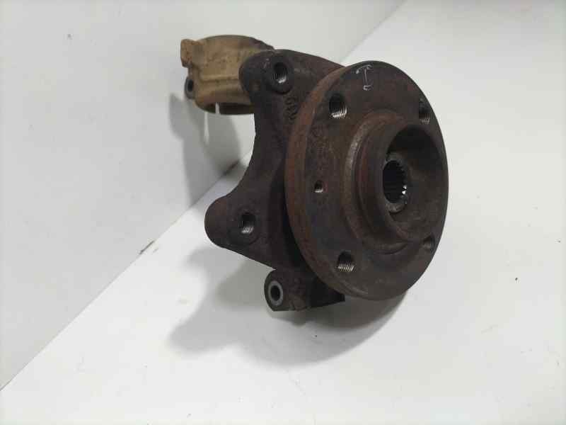 Recambio de mangueta delantera izquierda para peugeot 206 berlina xt referencia OEM IAM KFW 82138 