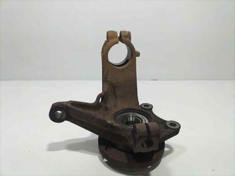 Recambio de mangueta delantera izquierda para peugeot 206 berlina xt referencia OEM IAM KFW 82138 