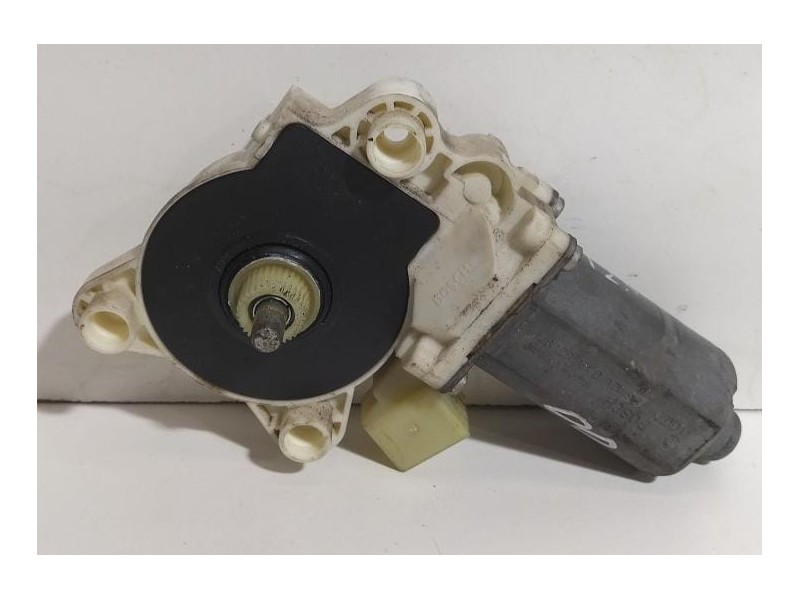 Recambio de motor elevalunas delantero derecho para mercedes-benz clase e (w211) berlina e 220 cdi (211.008) referencia OEM IAM 