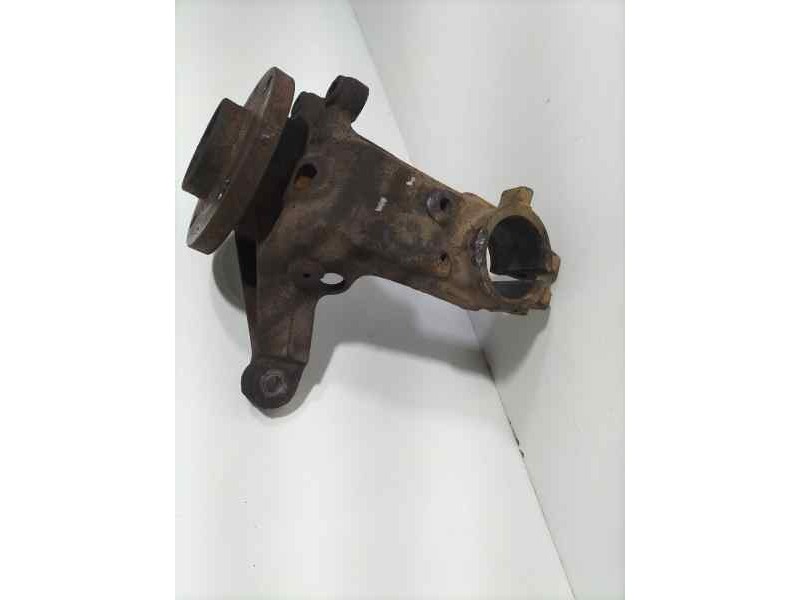 Recambio de mangueta delantera izquierda para peugeot 206 berlina xt referencia OEM IAM KFW 82138 