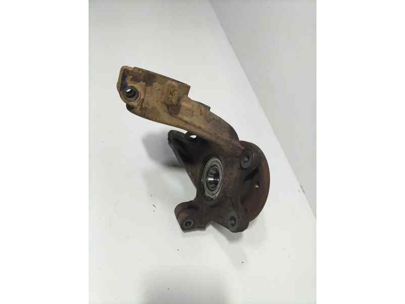 Recambio de mangueta delantera izquierda para peugeot 206 berlina xt referencia OEM IAM KFW 82138 