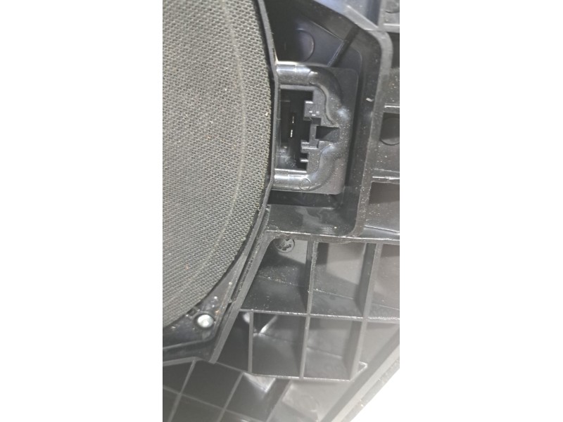 Recambio de sistema audio / radio cd para bmw serie 1 berlina (e81/e87) 118d referencia OEM IAM 65139143233 76024 