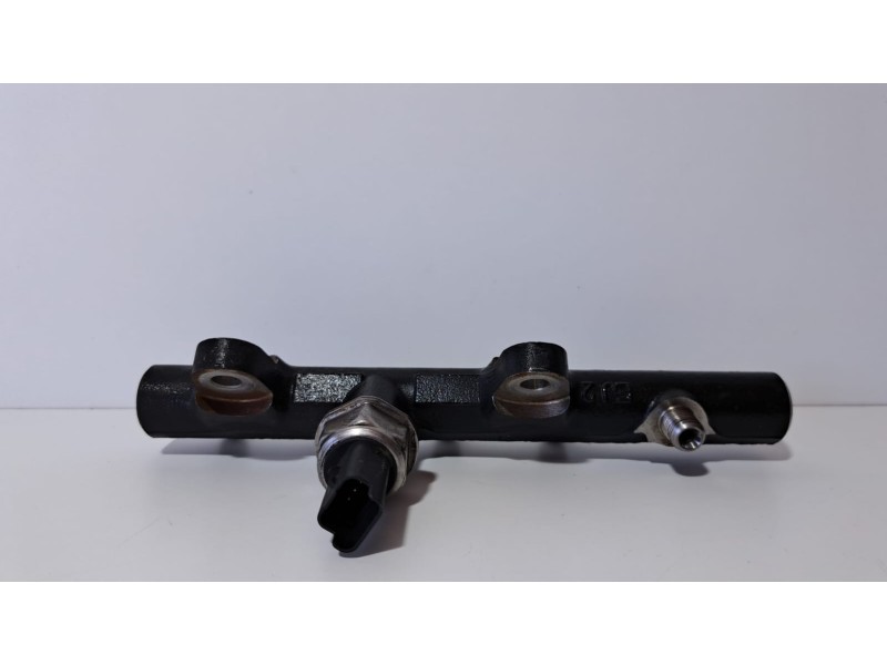 Recambio de rampa inyectora para renault megane iii berlina 5 p 1.5 dci diesel fap referencia OEM IAM H8201225030 75413 R