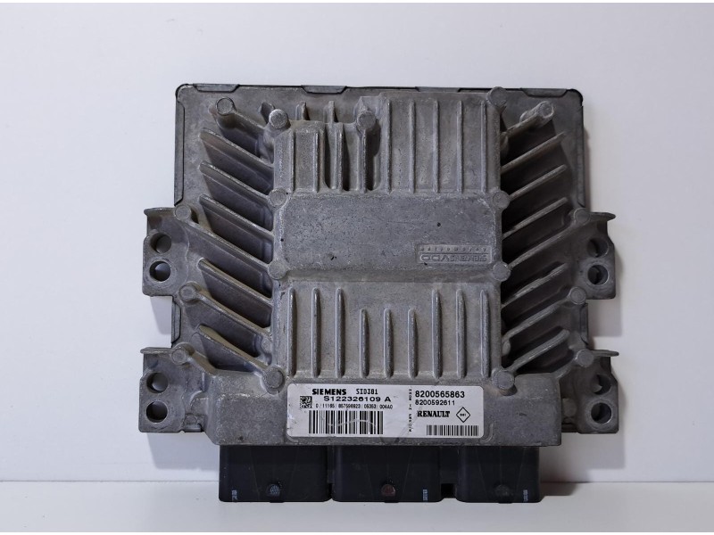 Recambio de centralita motor uce para renault megane ii berlina 3p 1.5 dci diesel referencia OEM IAM 8200565863 75431 R