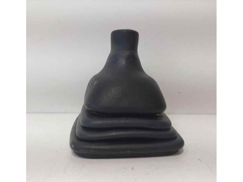 Recambio de guarnecidos palanca cambio para renault master desde ´98 base, caja cerrada l1h1 rs 3078 referencia OEM IAM S8U772 8