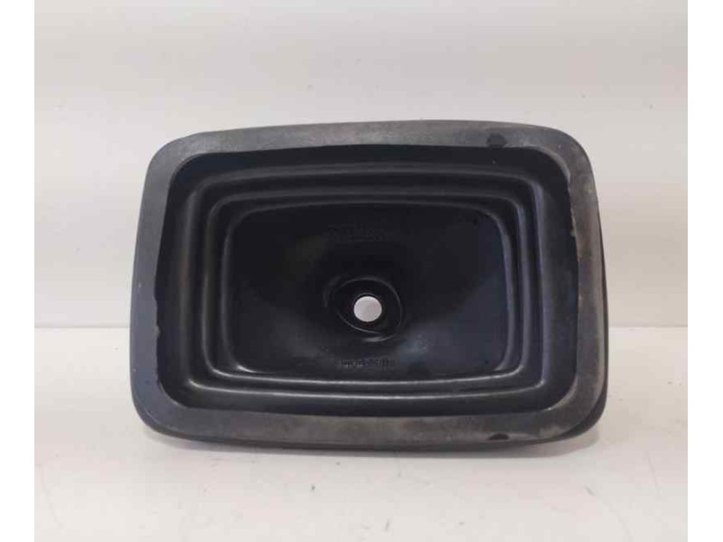 Recambio de guarnecidos palanca cambio para renault master desde ´98 base, caja cerrada l1h1 rs 3078 referencia OEM IAM S8U772 8