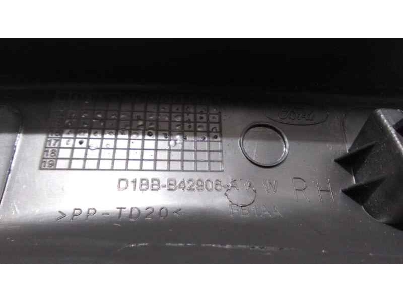 Recambio de molduras traseras para ford fiesta (ccn) trend referencia OEM IAM D1BBB42906AAW 46289 