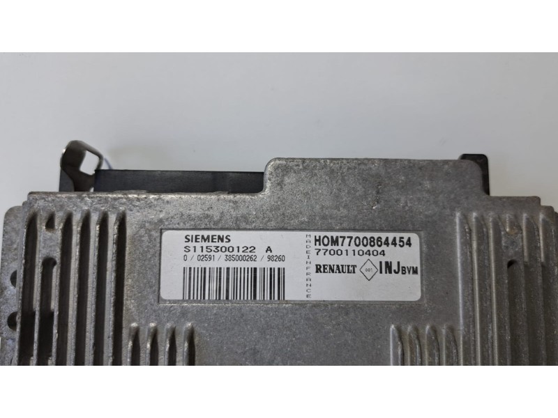 Recambio de centralita motor uce para renault megane i berlina hatchback (ba0) 1.6 referencia OEM IAM 7700864454 75449 R