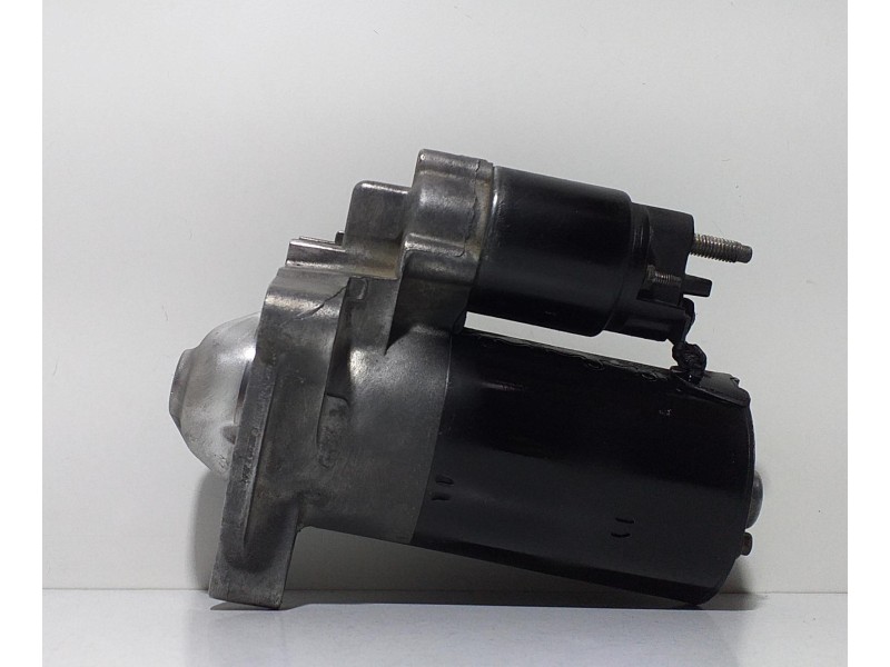 Recambio de motor arranque para peugeot 207 1.4 16v cat (kfu / et3j4) referencia OEM IAM 0001112041 65993 