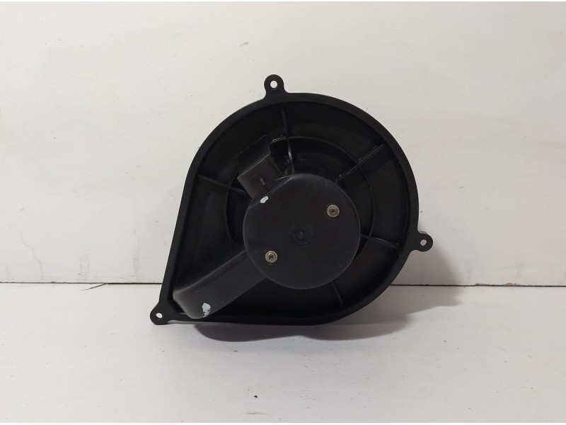 Recambio de motor calefaccion para peugeot boxer caja cerr. techo sobreelev. (rs3200)(230)(´02) 1800 td techo elevado referencia