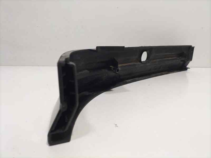 Recambio de moldura bajo faro izquierdo para land rover range rover (lp) 4.6 referencia OEM IAM AWR2011LH 82222 