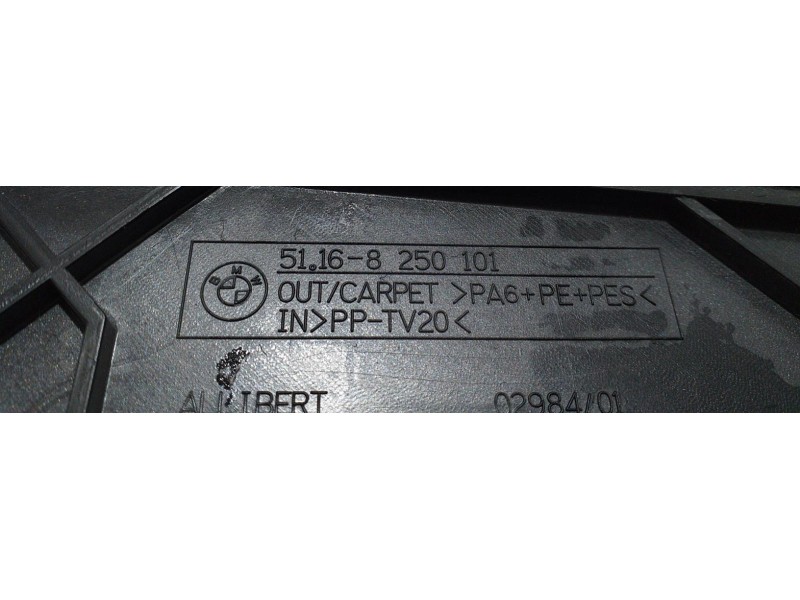 Recambio de molduras delanteras para bmw x5 (e53) 3.0d referencia OEM IAM 51168250101 54127 