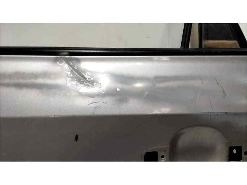 Recambio de puerta trasera izquierda para hyundai tucson (jm) 2.0 crdi comfort (4wd) referencia OEM IAM 770032E050 84109 R