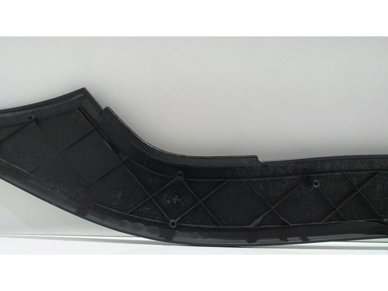 Recambio de molduras delanteras para bmw x5 (e53) 3.0d referencia OEM IAM 51168408294 54130 