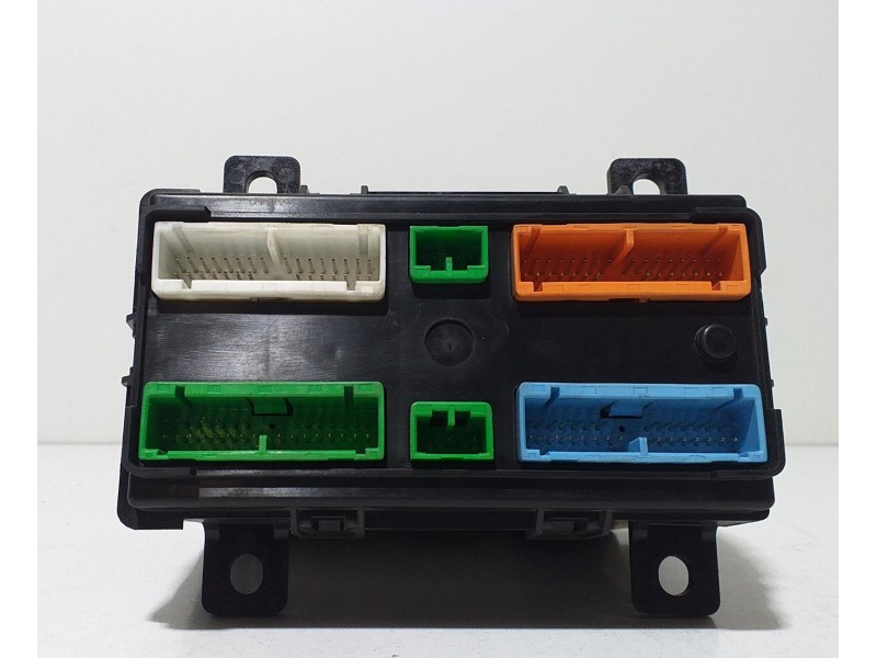 Recambio de modulo electronico para volvo autobus volvo mkiii 4x2 e5 referencia OEM IAM 21067821 68584 