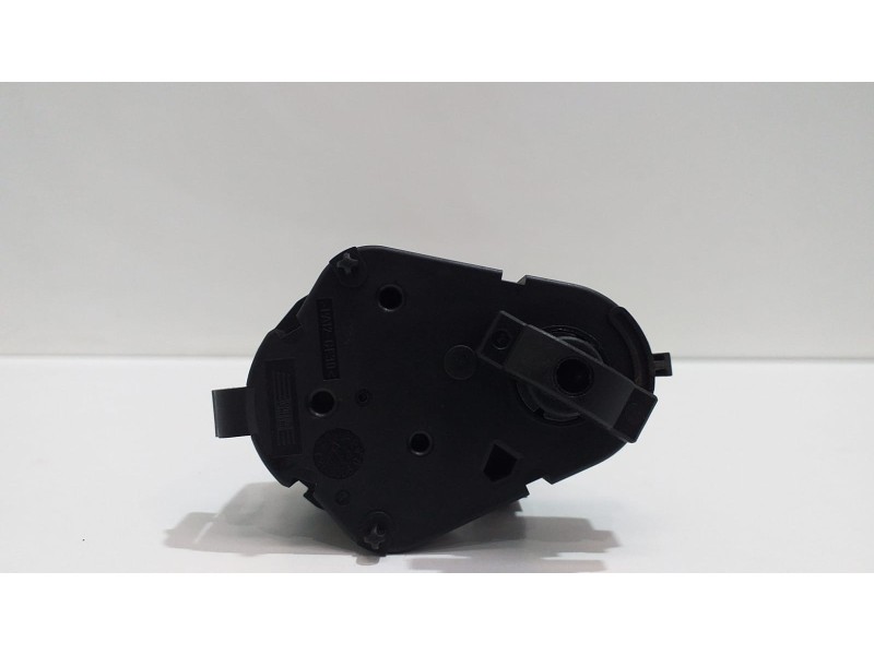 Recambio de motor apertura trampillas climatizador para bmw x5 (e53) 3.0d referencia OEM IAM 6935442 54142 