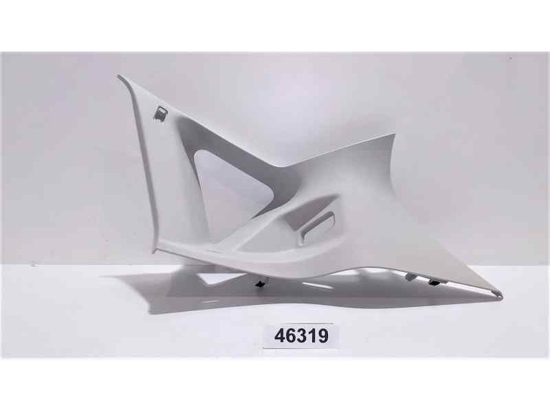 Recambio de molduras traseras para ford fiesta (ccn) trend referencia OEM IAM D1BBA31010ABW 46319 