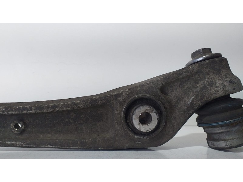 Recambio de brazo suspension inferior delantero derecho para audi q5 (8r) 3.0 tdi referencia OEM IAM 8K0407156B 68591 