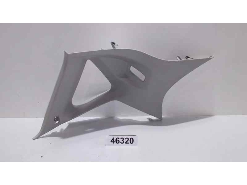 Recambio de molduras traseras para ford fiesta (ccn) trend referencia OEM IAM D1BBA31011ABW 46320 