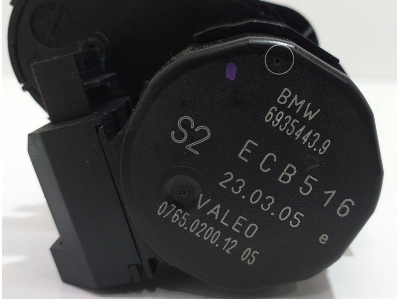 Recambio de motor apertura trampillas climatizador para bmw x5 (e53) 3.0d referencia OEM IAM 6935443 54144 