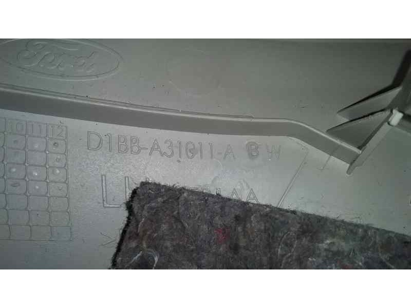 Recambio de molduras traseras para ford fiesta (ccn) trend referencia OEM IAM D1BBA31011ABW 46320 