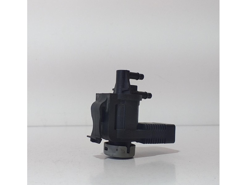 Recambio de valvula aire adicional para audi q5 (8r) 3.0 tdi referencia OEM IAM 1K0906283C 68602 
