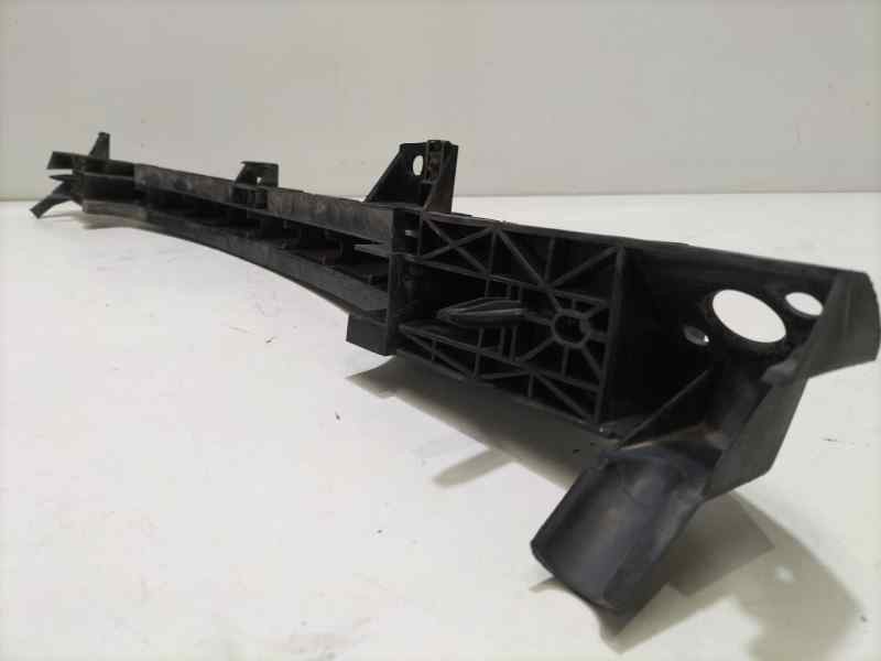 Recambio de refuerzo paragolpes delantero para peugeot 206 berlina xt referencia OEM IAM 94026S14 82245 