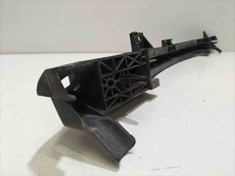 Recambio de refuerzo paragolpes delantero para peugeot 206 berlina xt referencia OEM IAM 94026S14 82245 