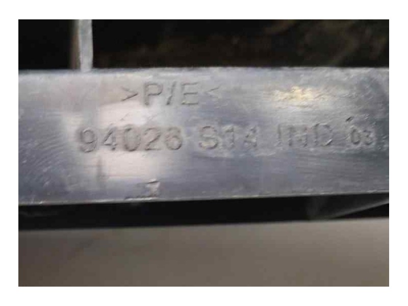 Recambio de refuerzo paragolpes delantero para peugeot 206 berlina xt referencia OEM IAM 94026S14 82245 