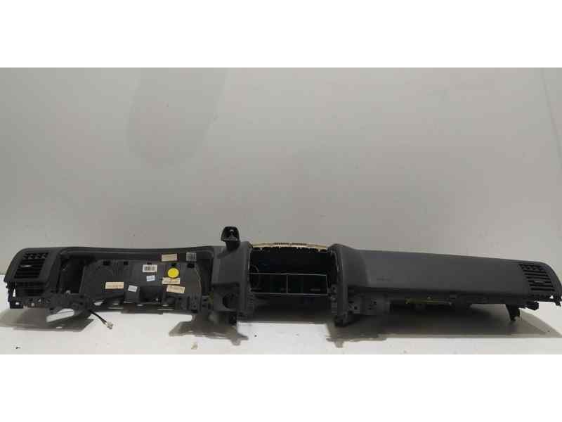 Recambio de salpicadero para volkswagen touareg (7la) tdi v10 referencia OEM IAM 7L6857946 82247 