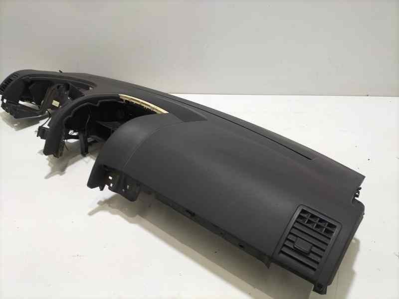 Recambio de salpicadero para volkswagen touareg (7la) tdi v10 referencia OEM IAM 7L6857946 82247 